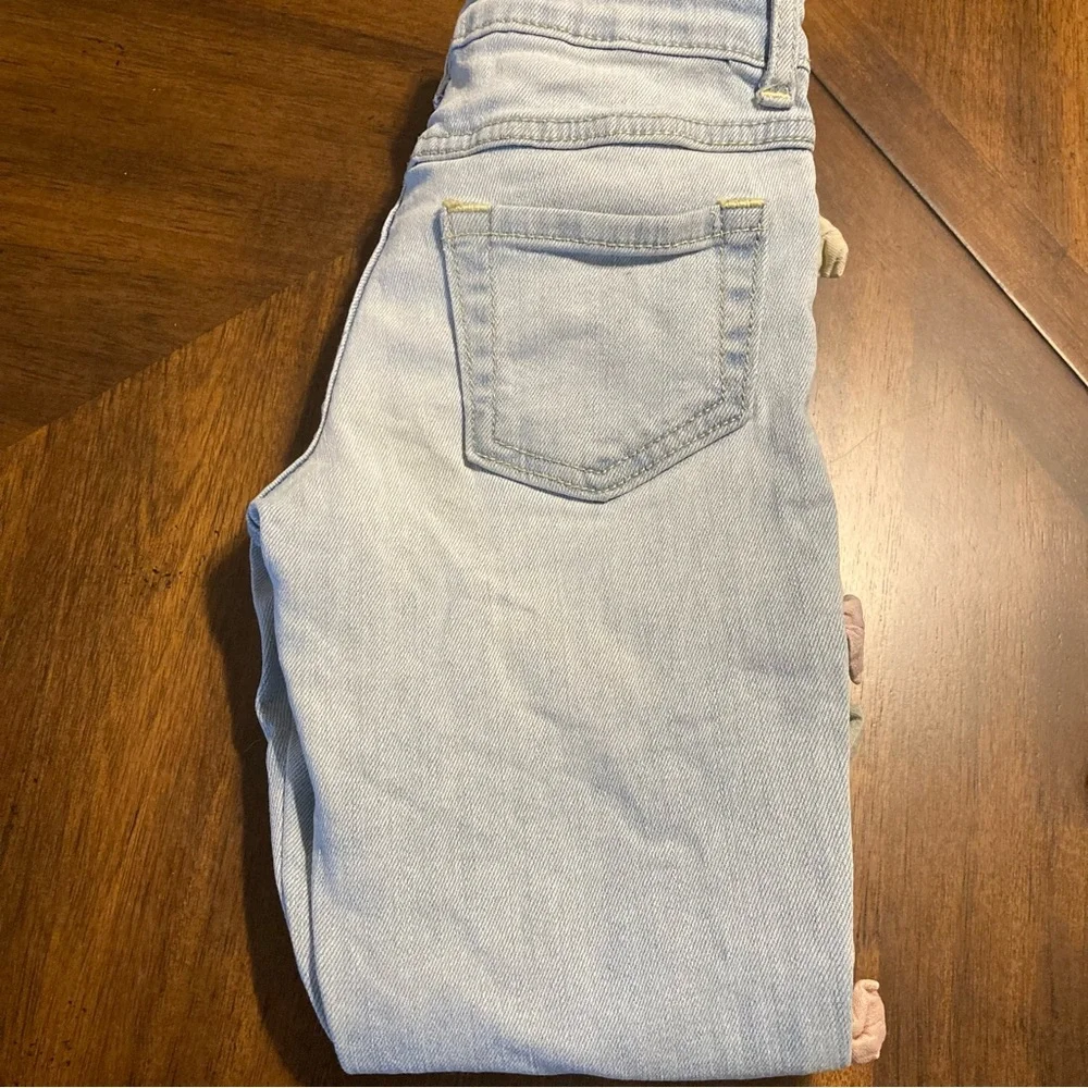 Gymboree girls sz. 6 (1) jean with bows and (1) short, skinny, adjustable waist